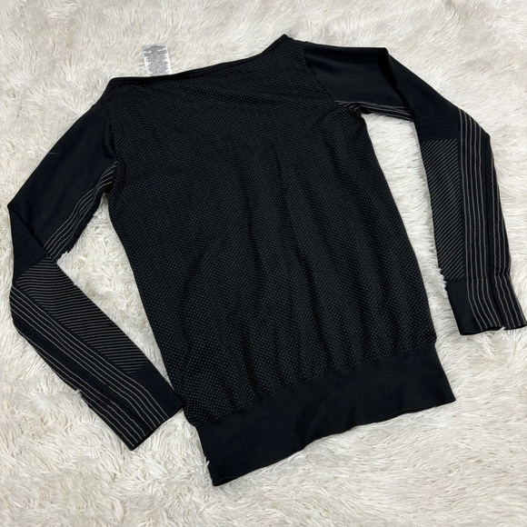 Nike Dri-Fit Epic Knit Crew Running Top Women's Size XS Black Gray - Picture 11 of 13